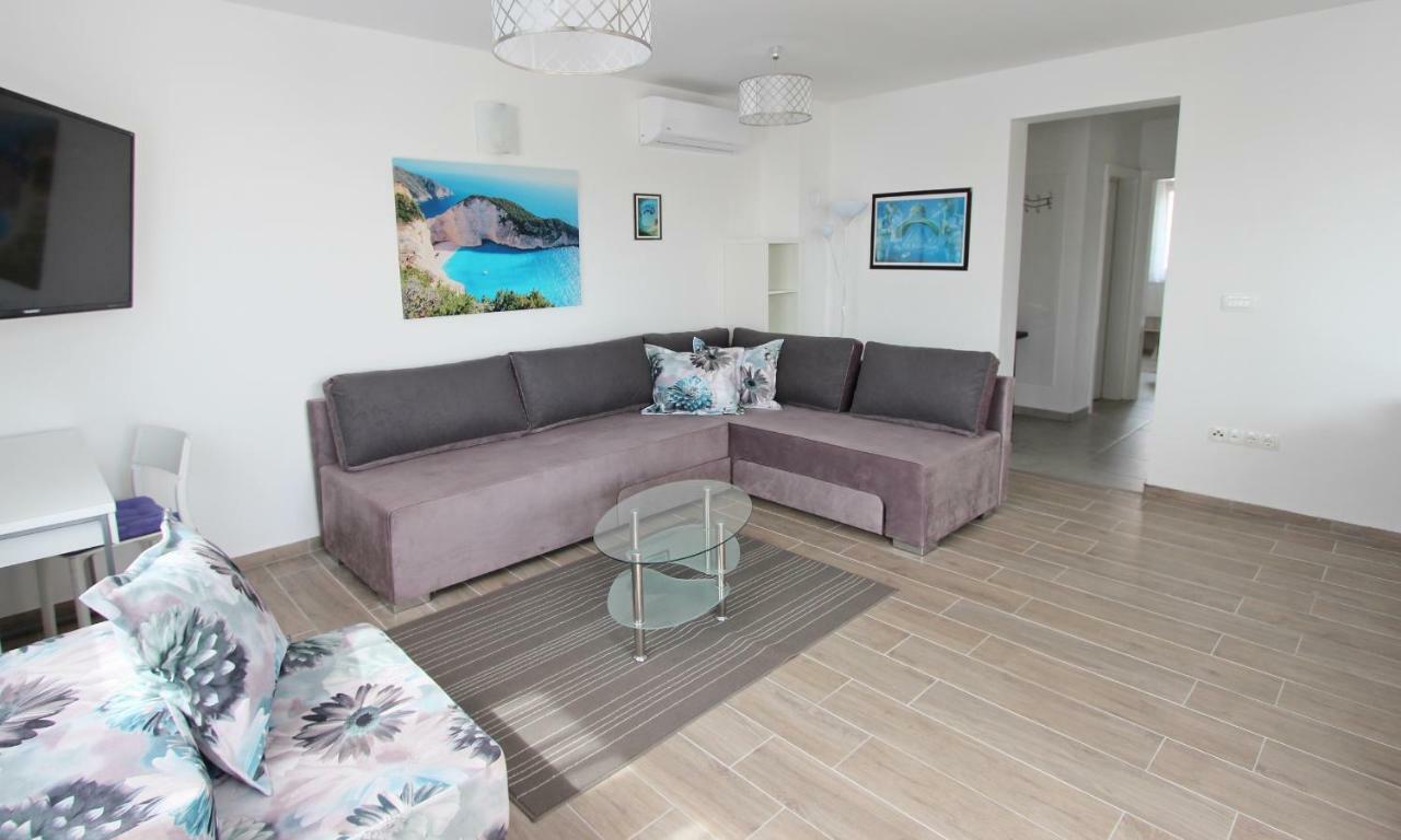 Apartments Sunrise Preko Exterior foto