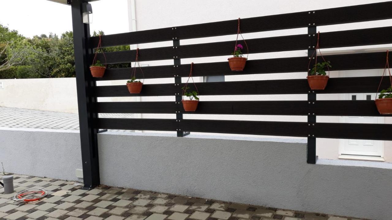 Apartments Sunrise Preko Exterior foto